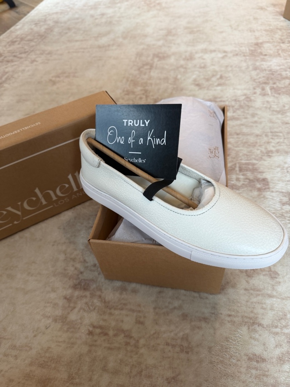 Seychelles White Leather Slip-On Sneaker